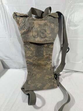 US Army Military Hydration Carrier ACU Digital Camo MOLLE Water Pack Backpack –